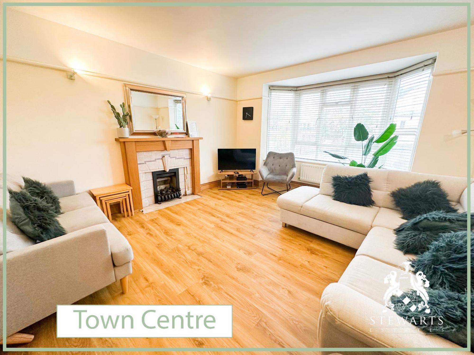 Town Centre Apartment Sleeps 9 Bournemouth Exteriör bild